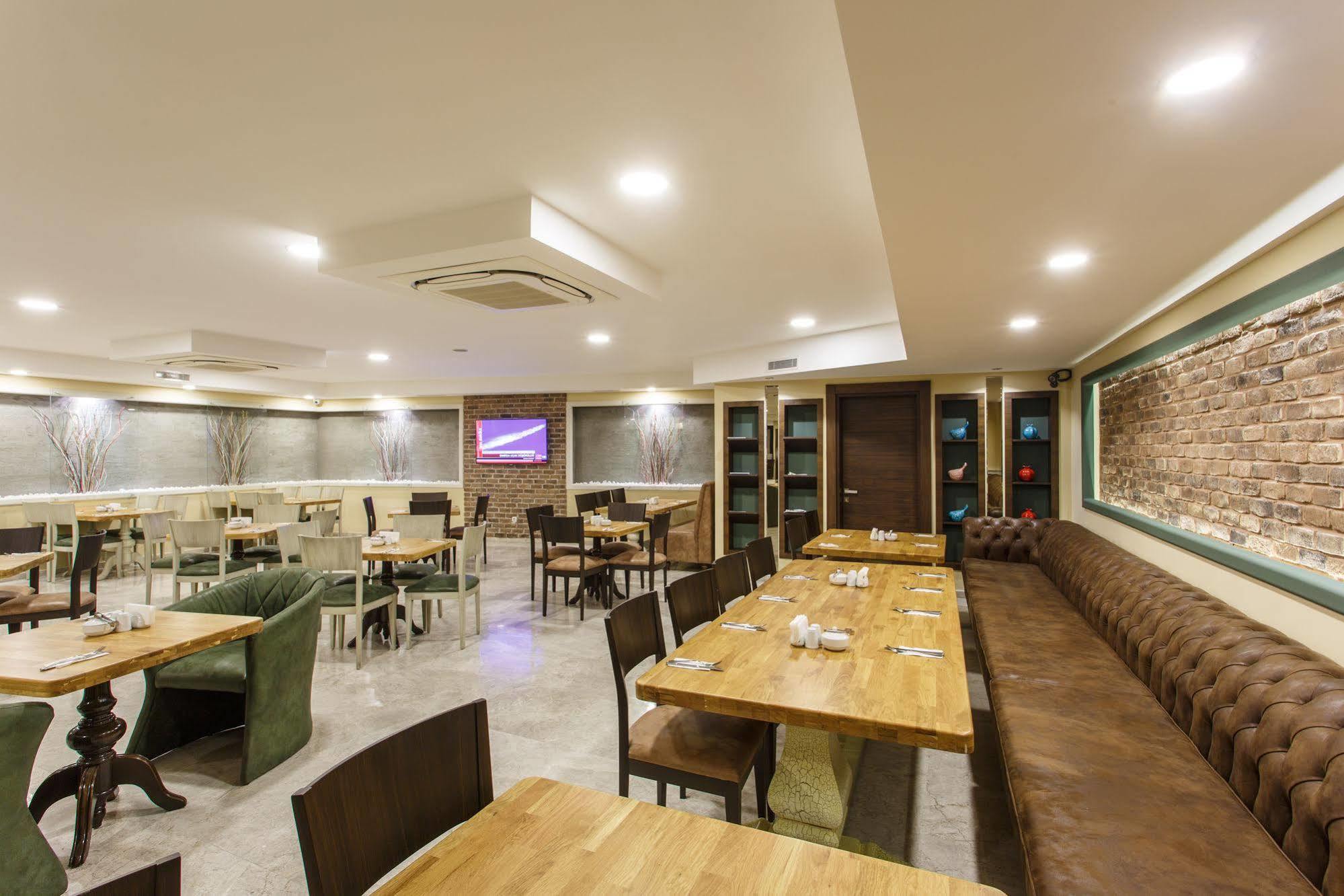 Antroyal Hotel Antalya Ngoại thất bức ảnh