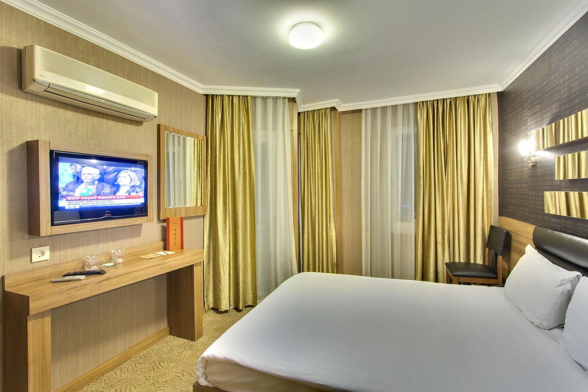Antroyal Hotel Antalya Ngoại thất bức ảnh